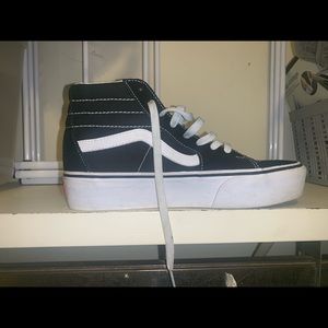 Vans Sk8-Hi Platform.